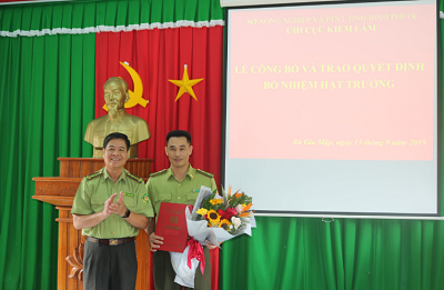 Công bố và trao quyết định bổ nhiệm Hạt trưởng Hạt Kiểm lâm liên huyện thị xã Bù Gia Mập – Phước Long