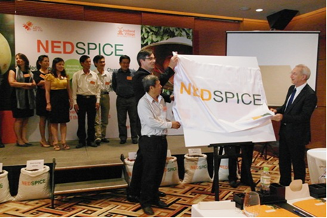 Ký kết hợp tác nông dân Bình Phước và Nedspice