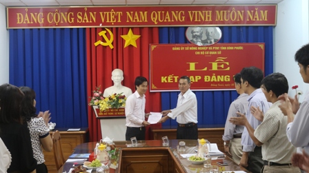Lễ Kết nạp Đảng viên