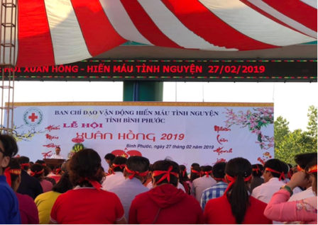 Tích cực tham gia hiến máu nhân đạo tại Lễ hội Xuân Hồng