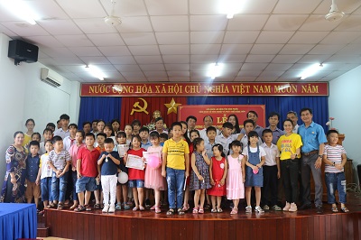 Lễ Tuyên dương học sinh đạt thành tích cao trong học tập năm học 2018-2019