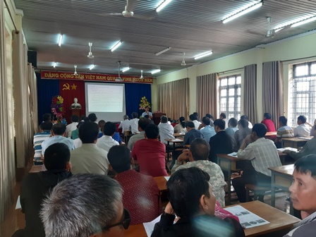 Bù Đăng: 120 nông dân được tập huấn chăm sóc cây Điều giai đoạn phát triển, chuẩn bị ra hoa.
